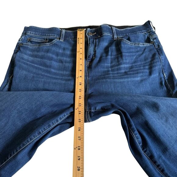 Torrid Bombshell Wide Leg Super Soft Jeans Feel The Fit Tummy Control Sz 22 Tall - Picture 6 of 12